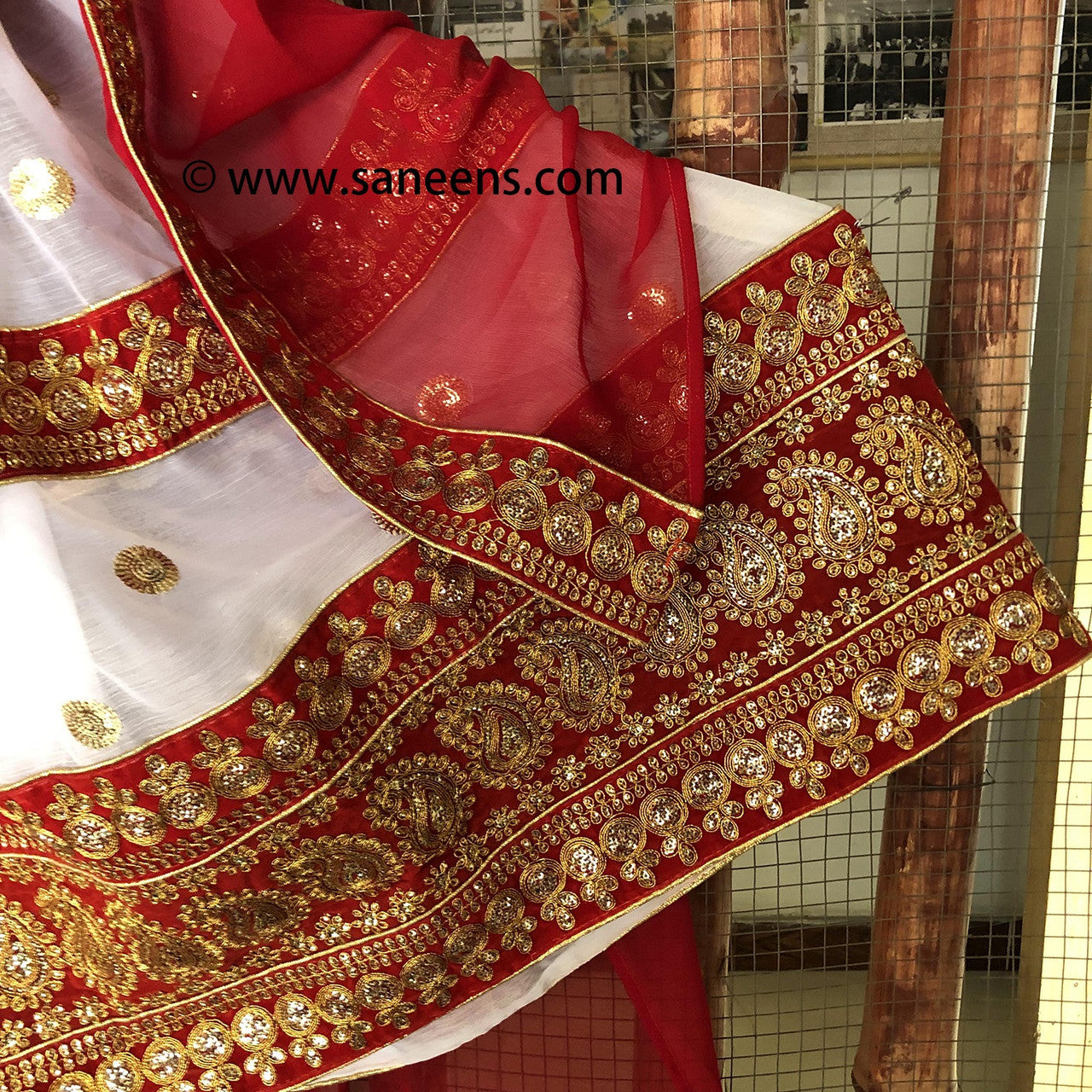 new white and red embroidery dress