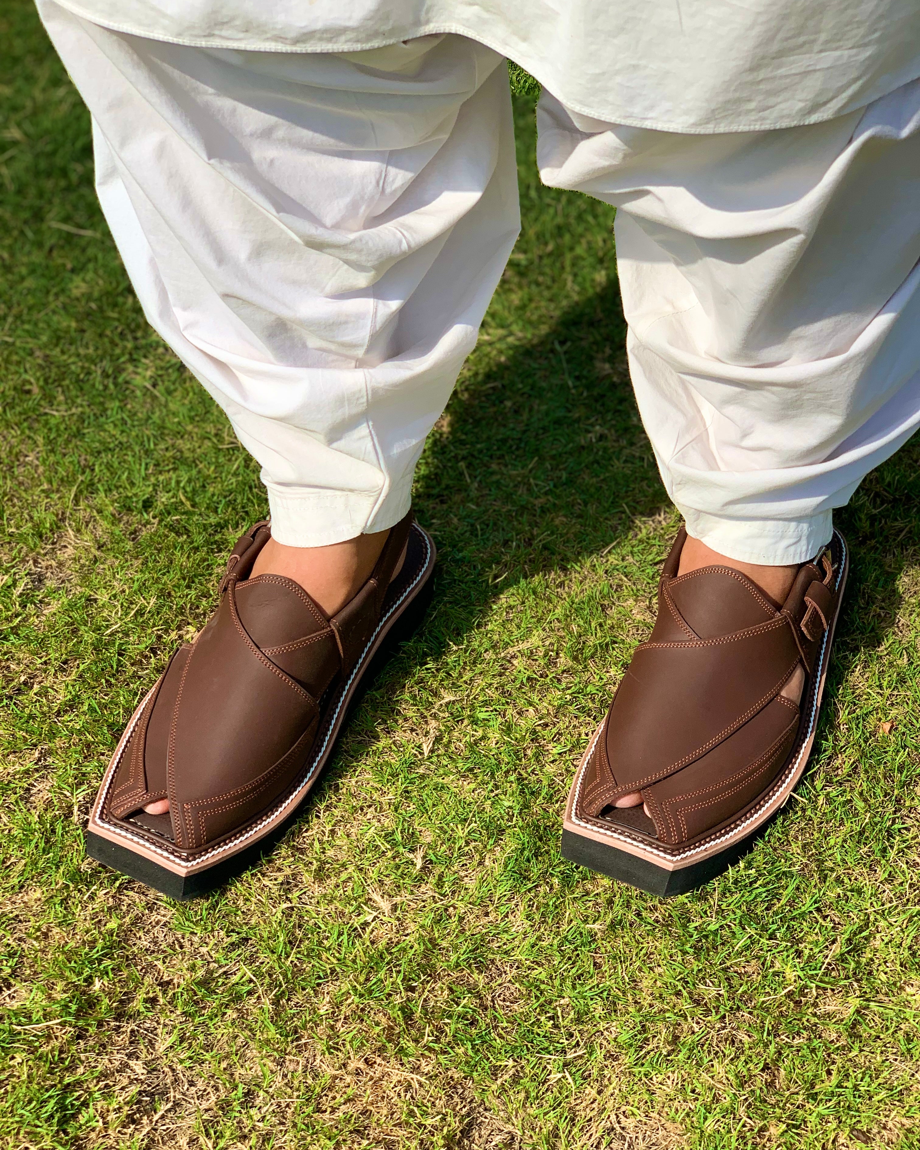 Chocolate Leather Pashtun Chappal