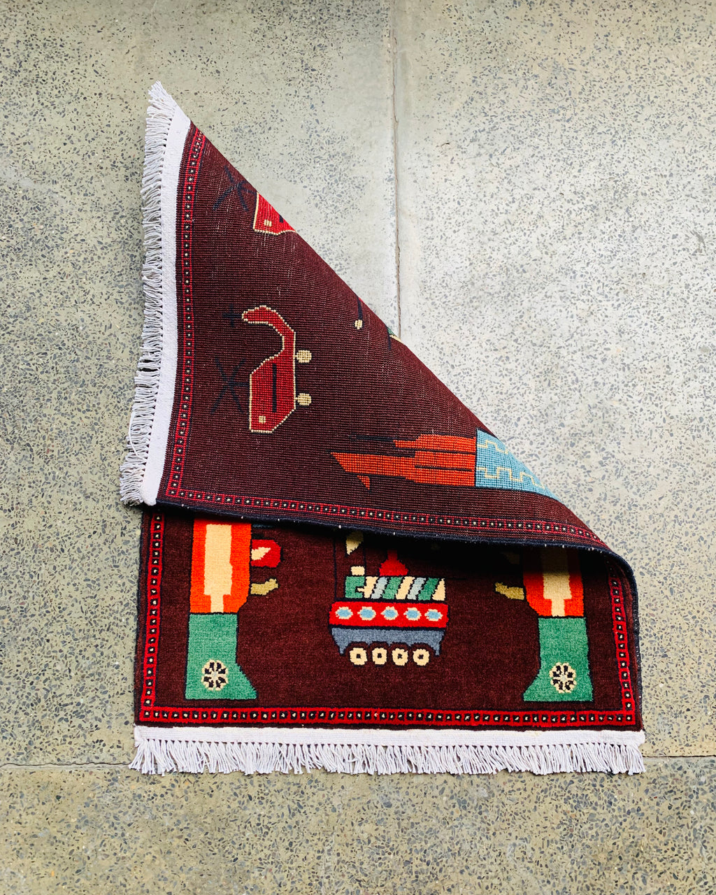 Handcrafted Afghan War AK-47 Carpet 2.7x2 ft