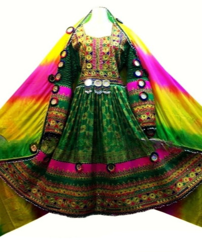 afghan pashtun singer dress in green color