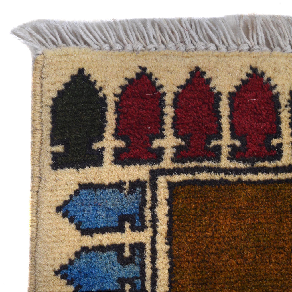 Handcrafted Heritage War Weapons Carpet 4.4x2.8 ft