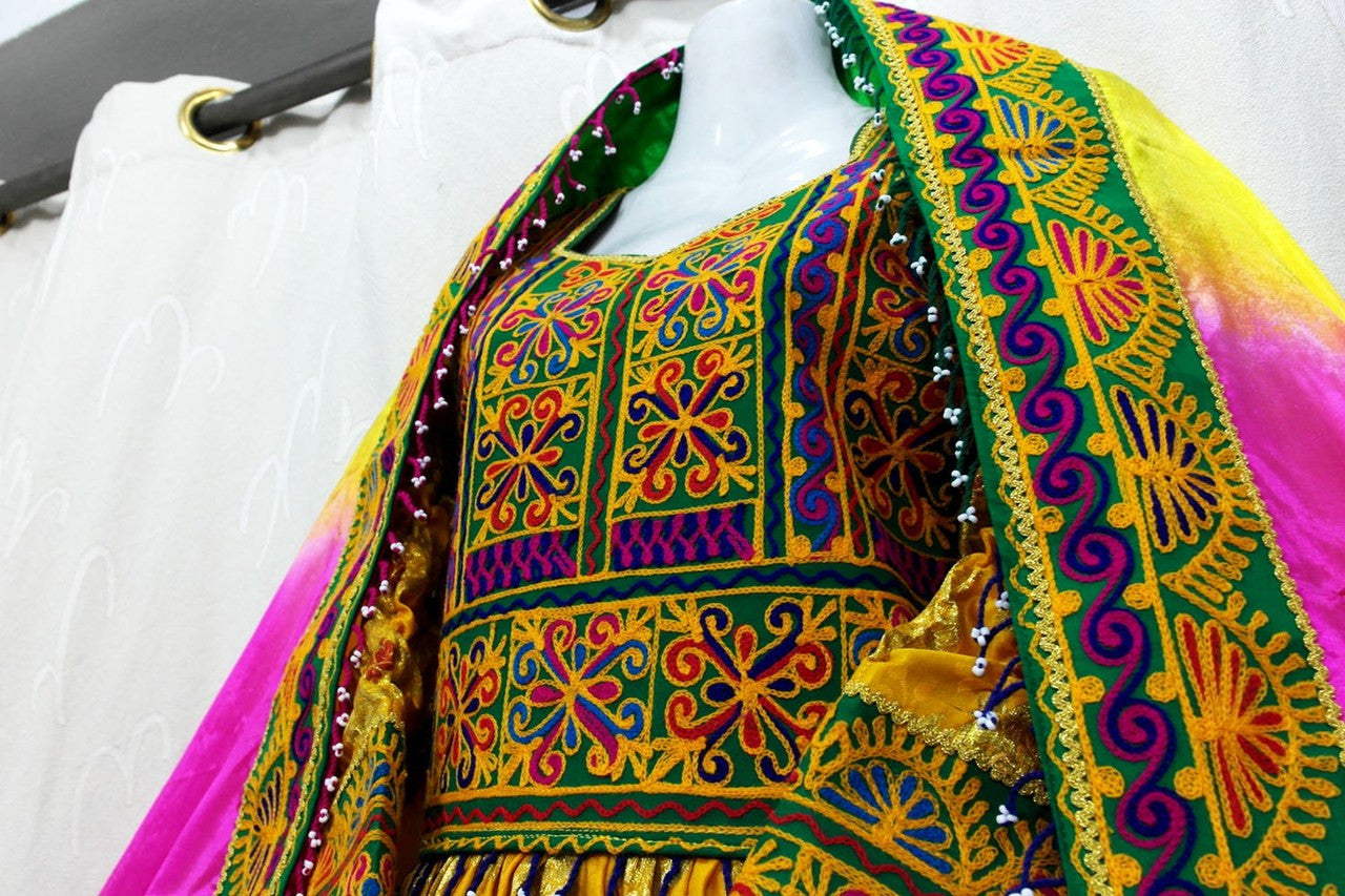 afghan clothing