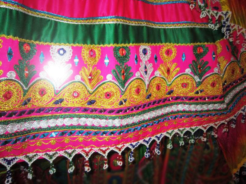 beautiful looks dress afghan