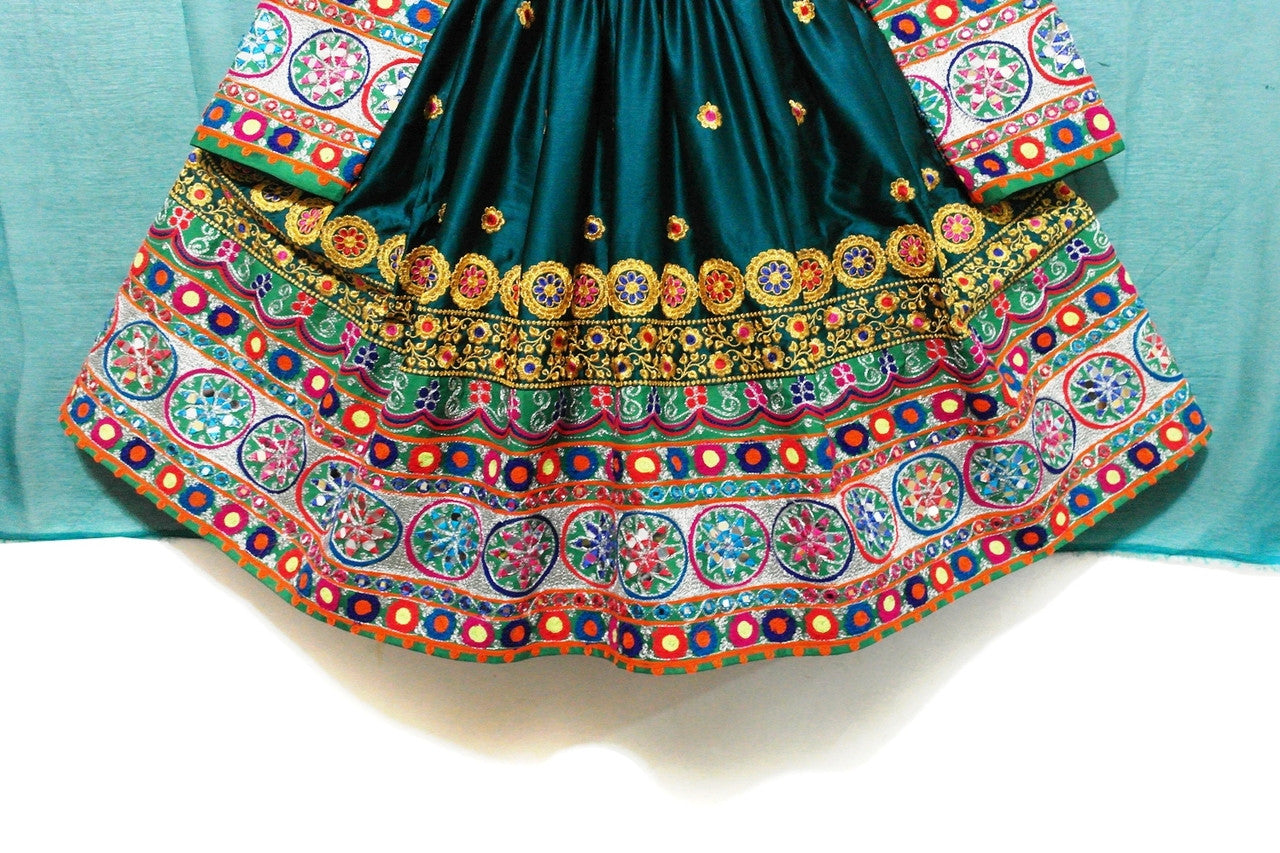 afghan clothing