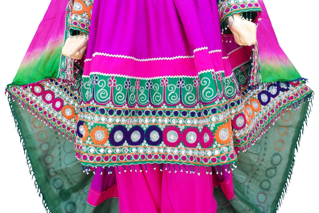 traditional afghan clothes