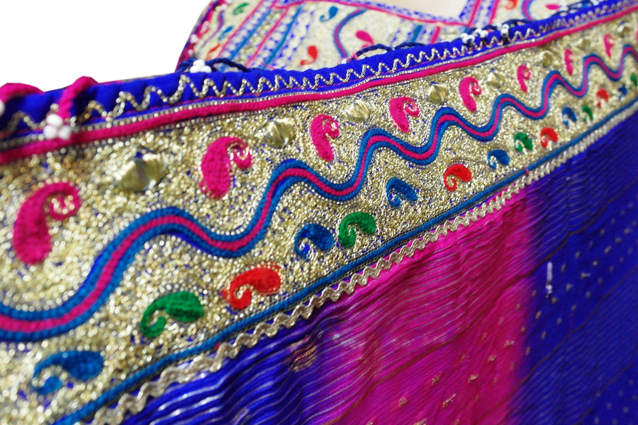 pashtun singer fashionable outfit