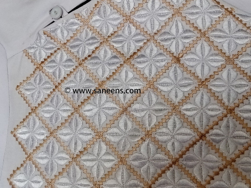 afghan men dress in white color