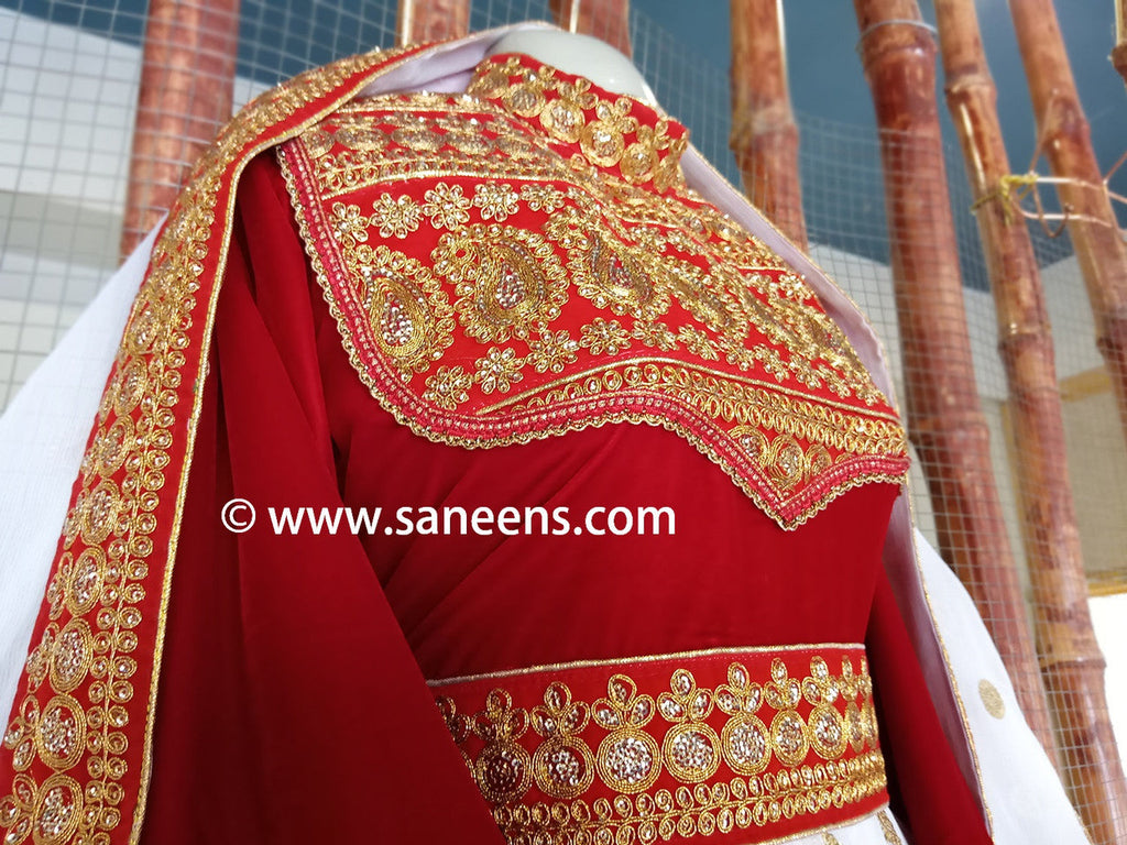 traditional embroidery clothes