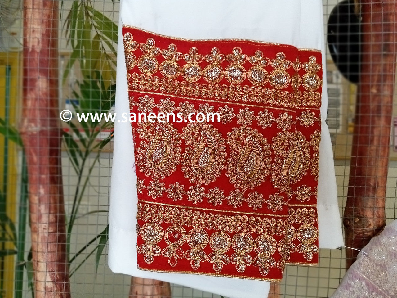 zoom in picture close view of pant