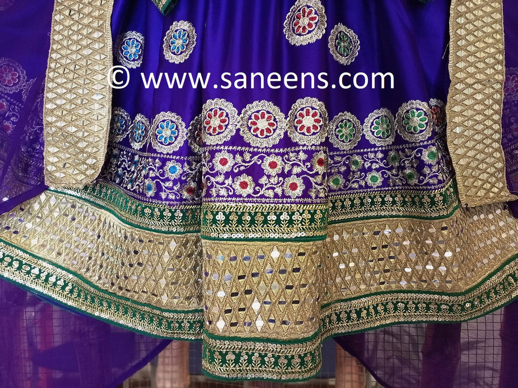 clothes for sale in purple color