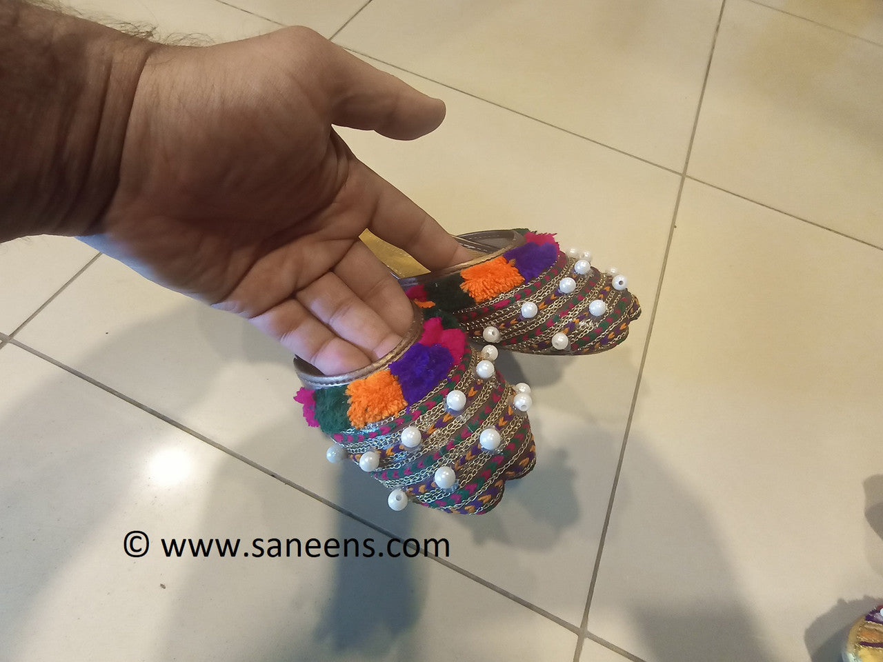 buy afghan traditional embroidery shoes form saneens online store
