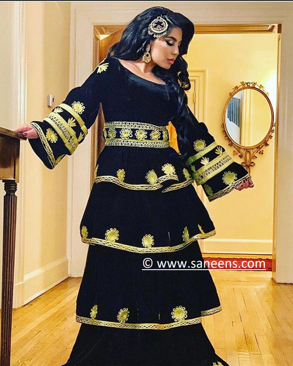 Saneens online bridals clothes in black color