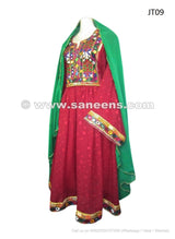 Kuchi Dress, Masqati Gagra, in Dark Pink with green Shawl