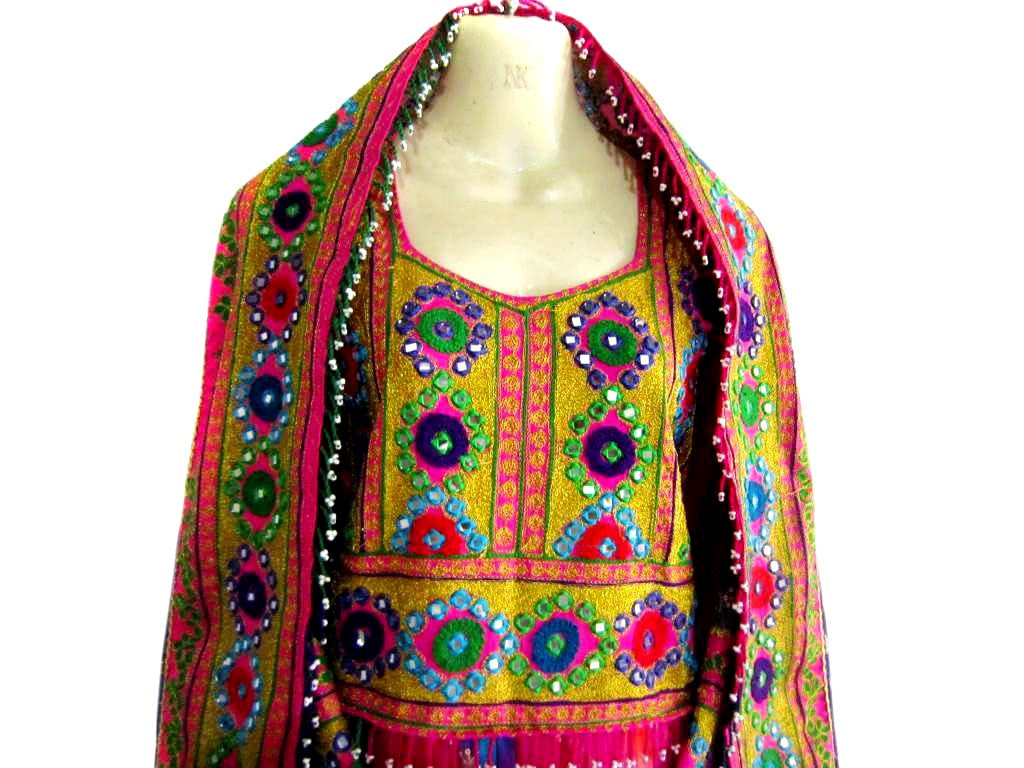 afghan clothing