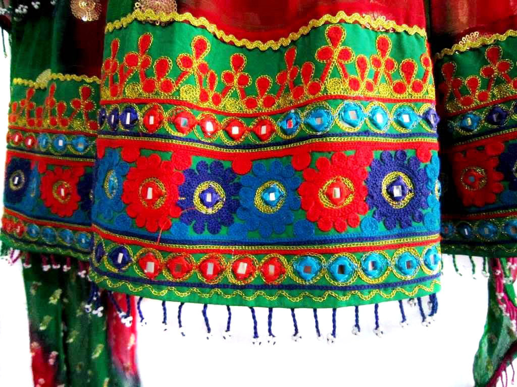 afghan kuchi girls costumes for nikah event