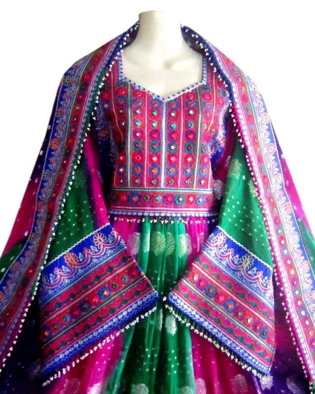 kuchi wedding attire