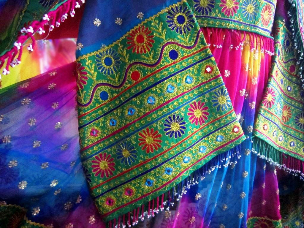 nomad artwork costumes online