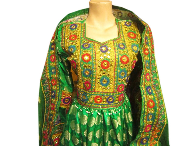 muslim ladies embroidered attire