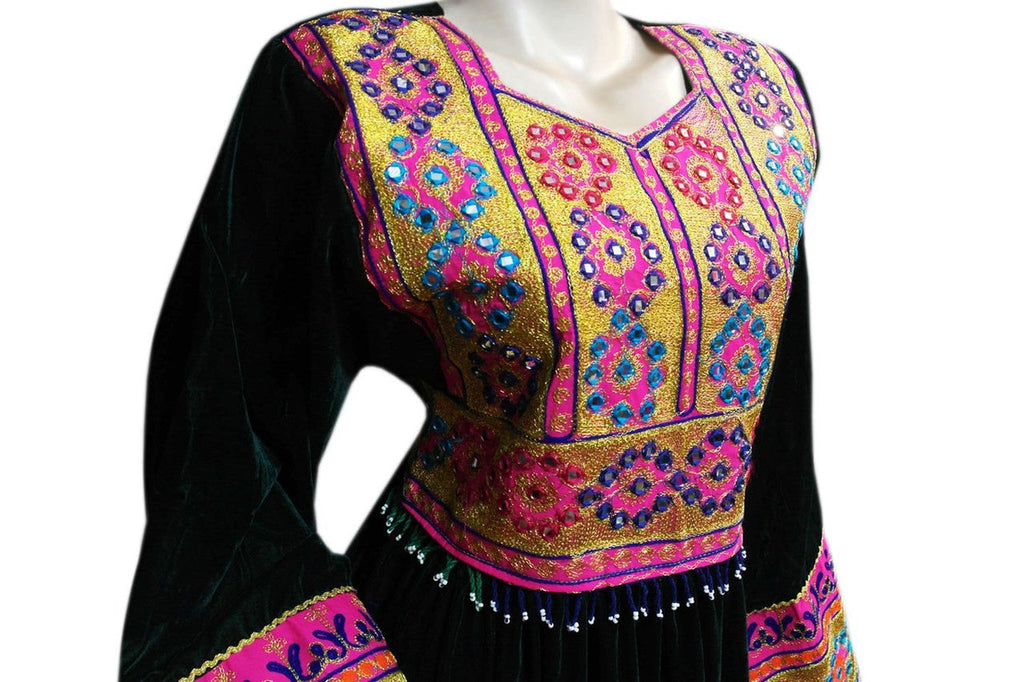afghan clothing