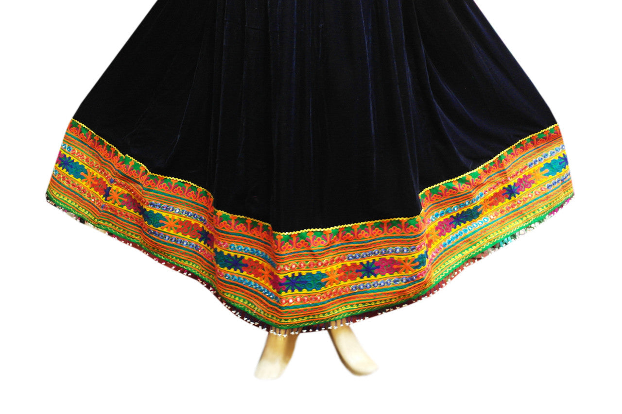 traditional afghan clothes
