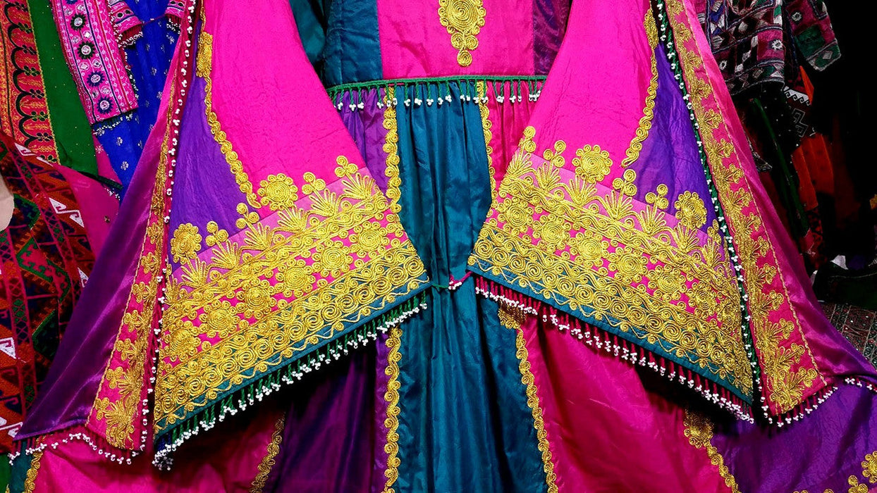 pashtoon singer clothes