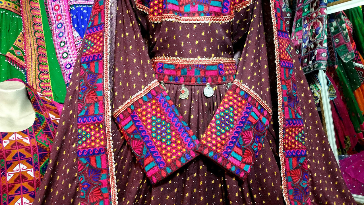 afghan mehndi night clothes