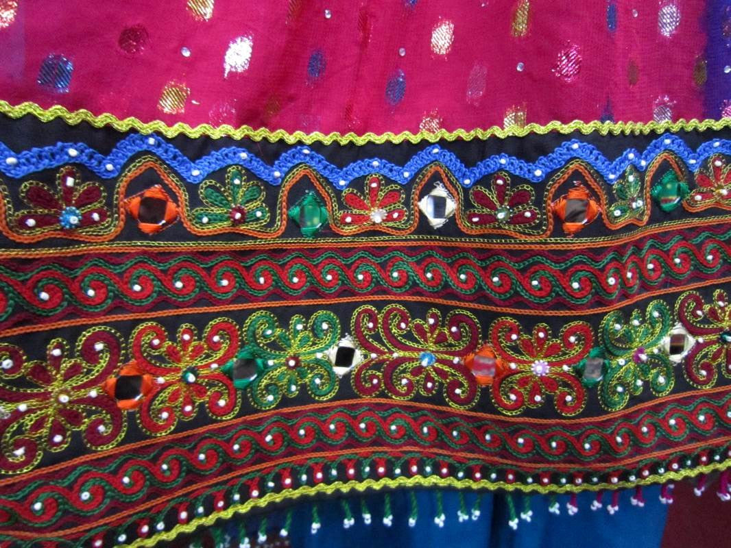 kuchi women long apparels online