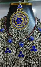 bellydance performance show jewelry