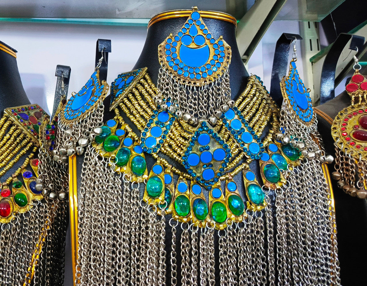 feroza glass stone afghan necklace