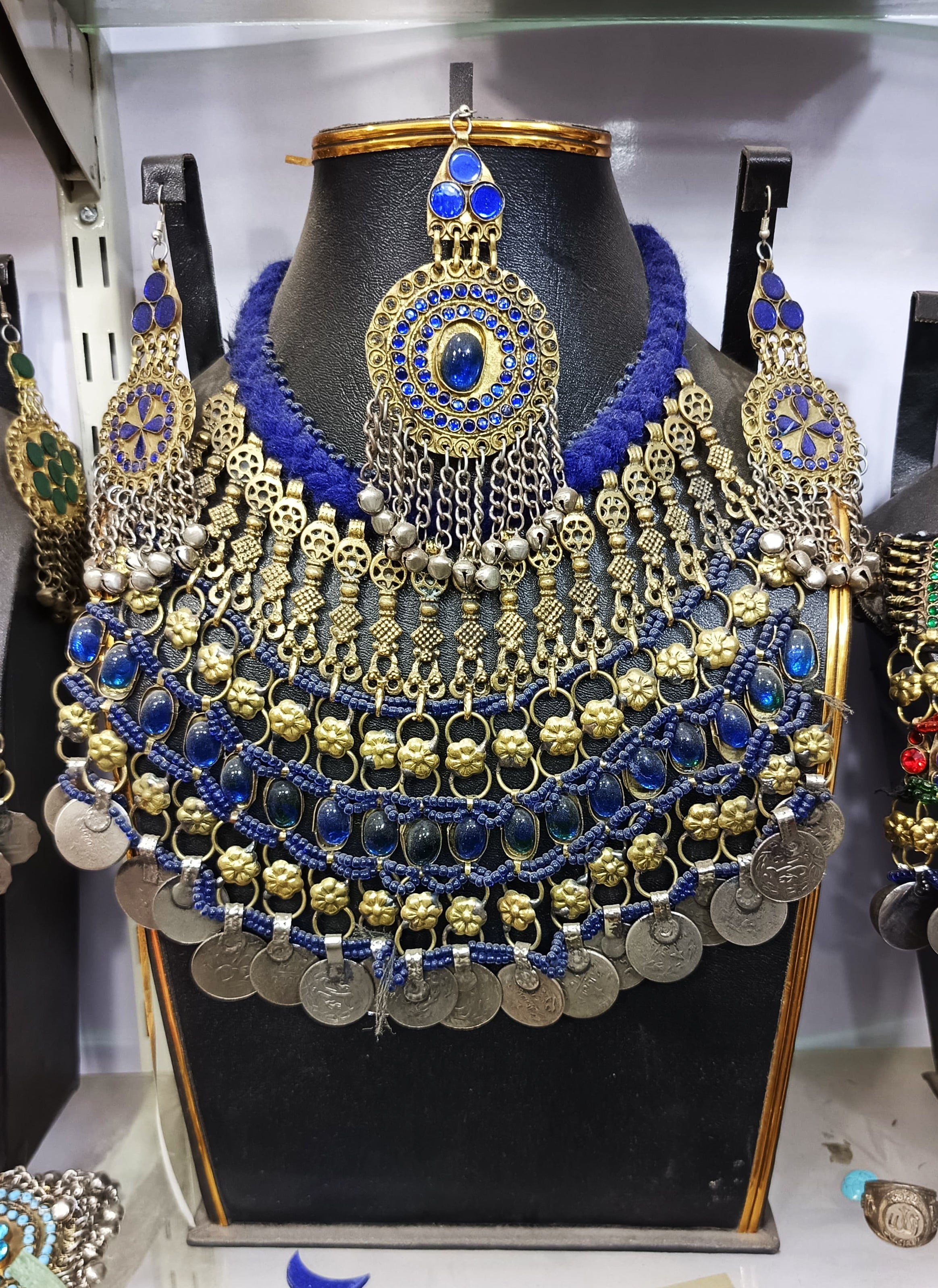 Gypsy Girls Formal Jewelry Set In Blue Stones