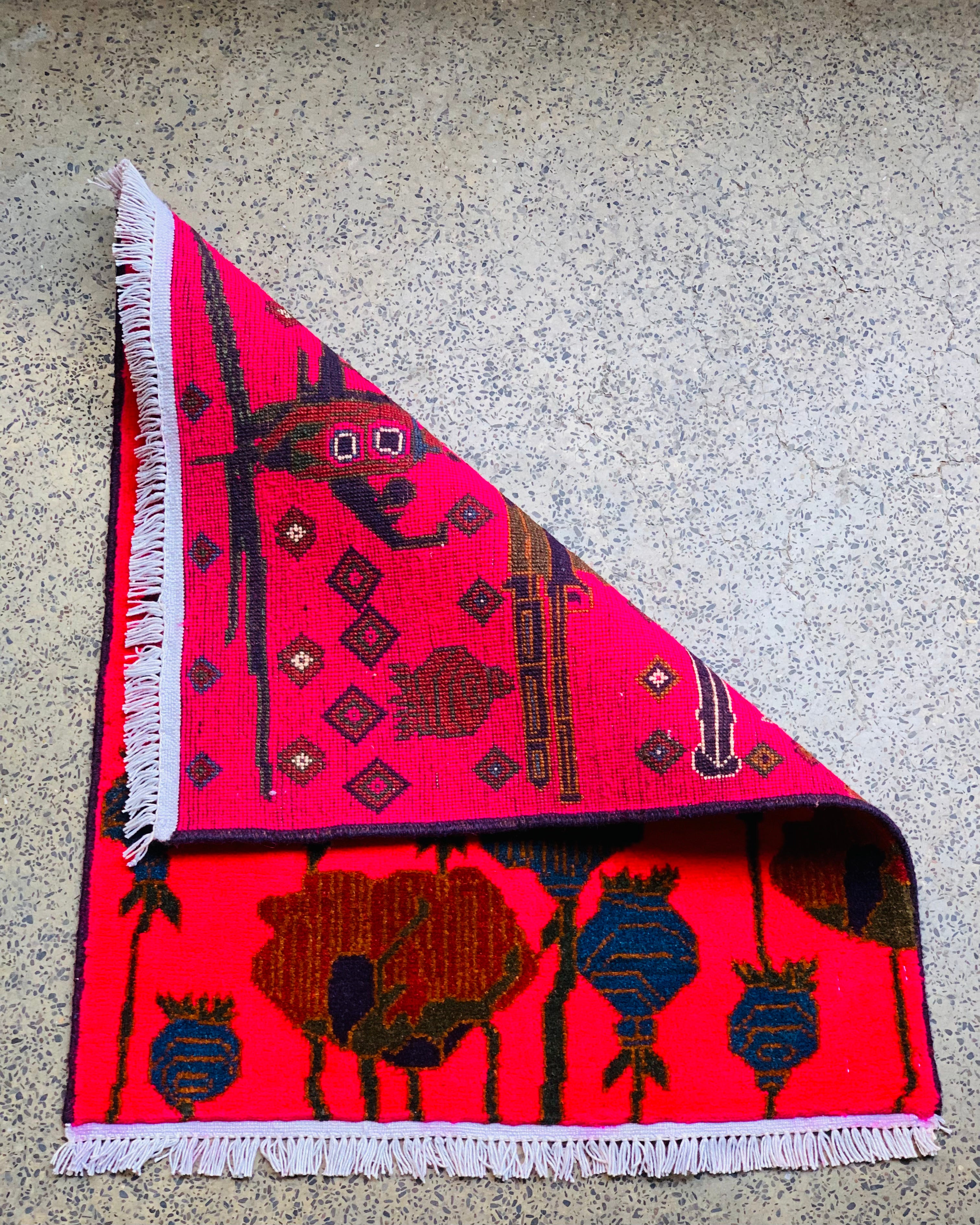 Tribal War Weapons Symbol Rug 2.4x1.9 ft