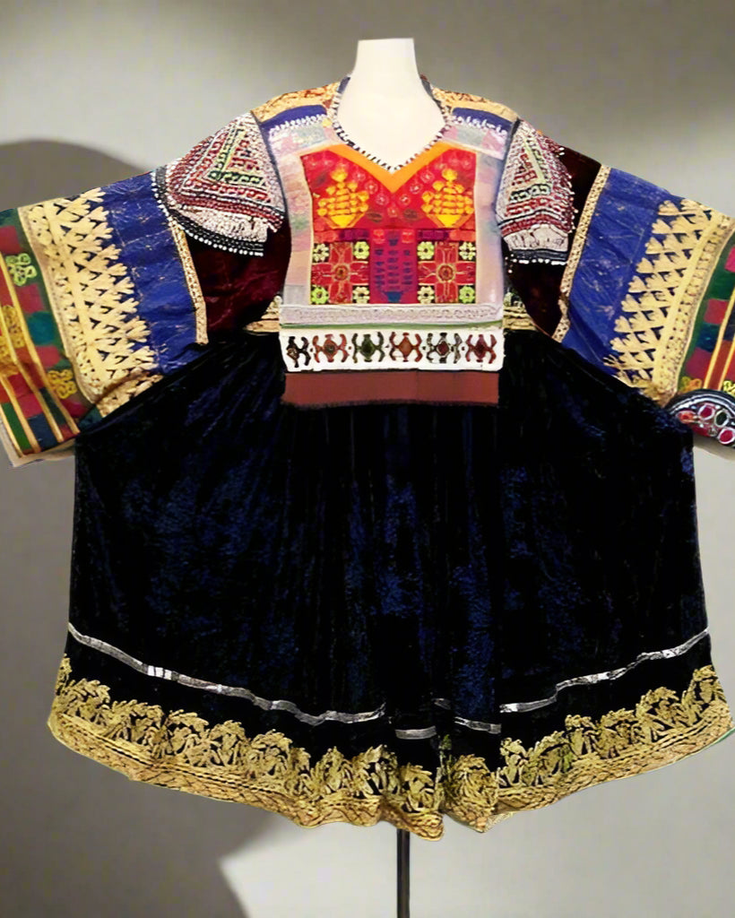Muslim Ladies Vintage Velvet Dress