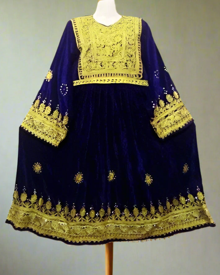 afghan kuchi vintage clothes