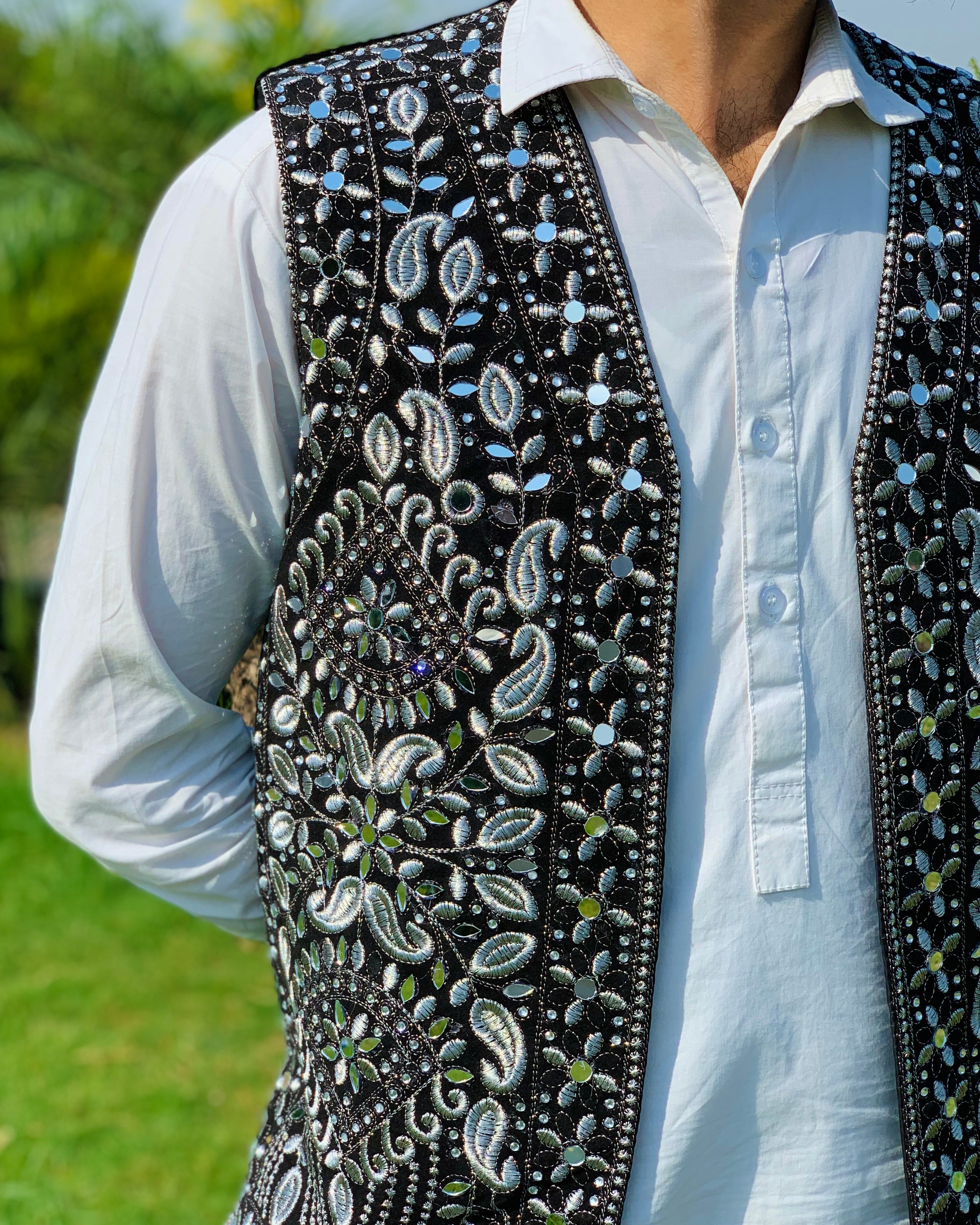 Luxury Men's Mirror Embroidered Vest Coat