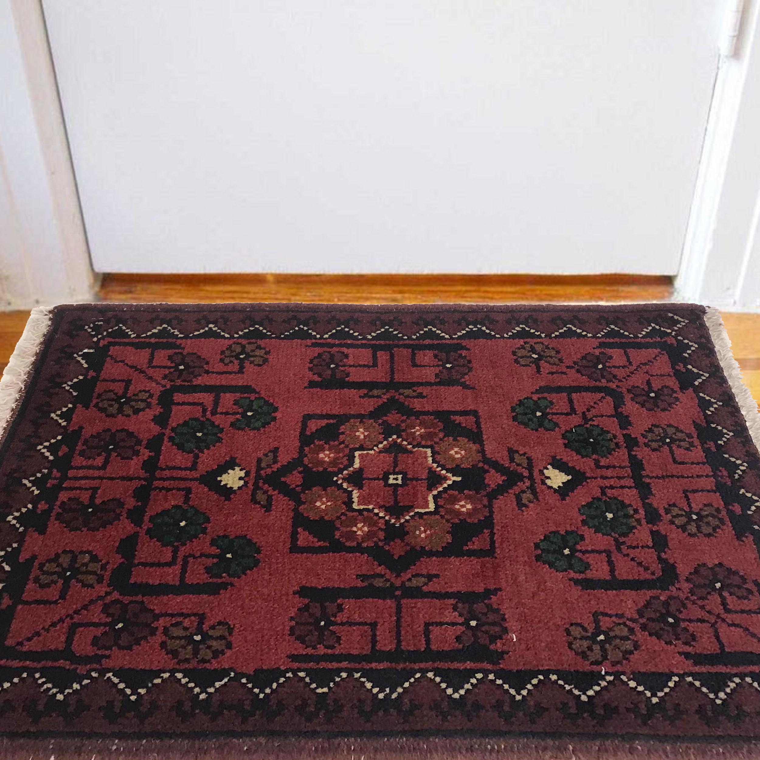 Classic Woolen Woven Threshold Rug 1.9x1.3 ft