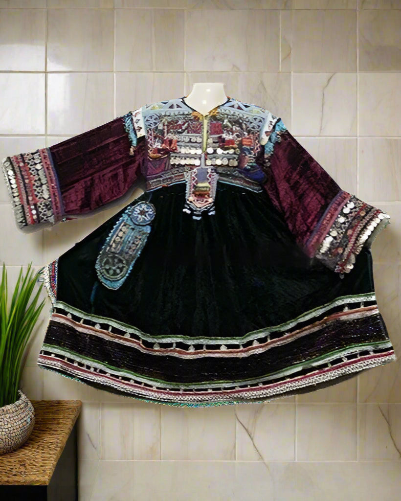 afghan kuchi clothes