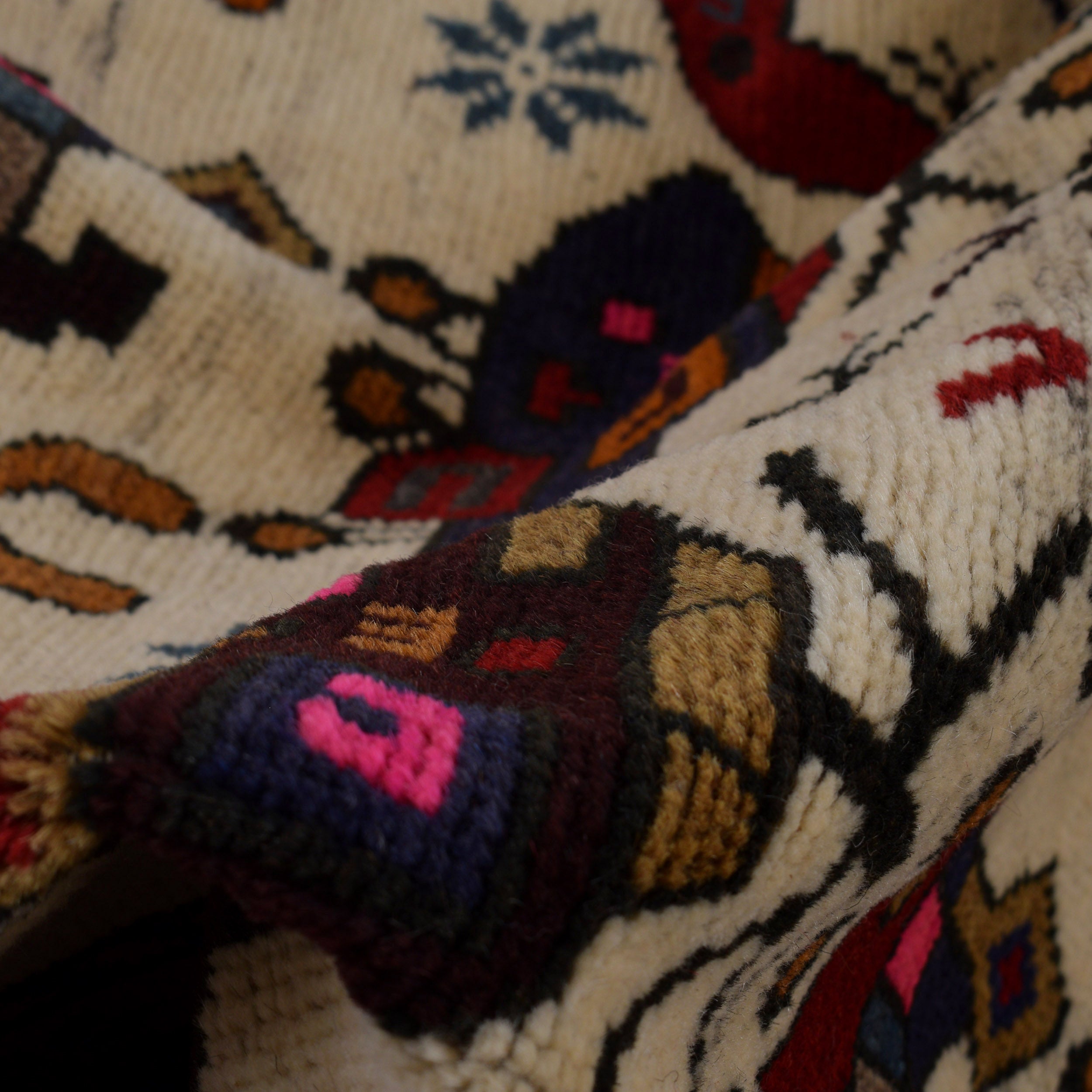 Collector’s Afghan War Helicopter Carpet 4.8x3.2 ft